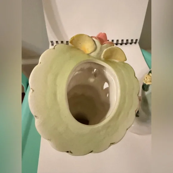 Vintage Lady Head Vases-Set of 2 - Picture 5 of 7